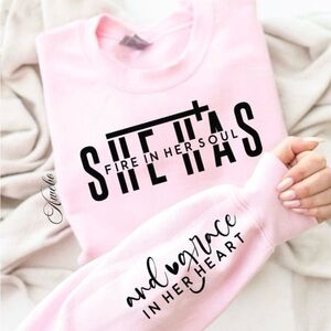 💕✨Christian sweater ✨💕